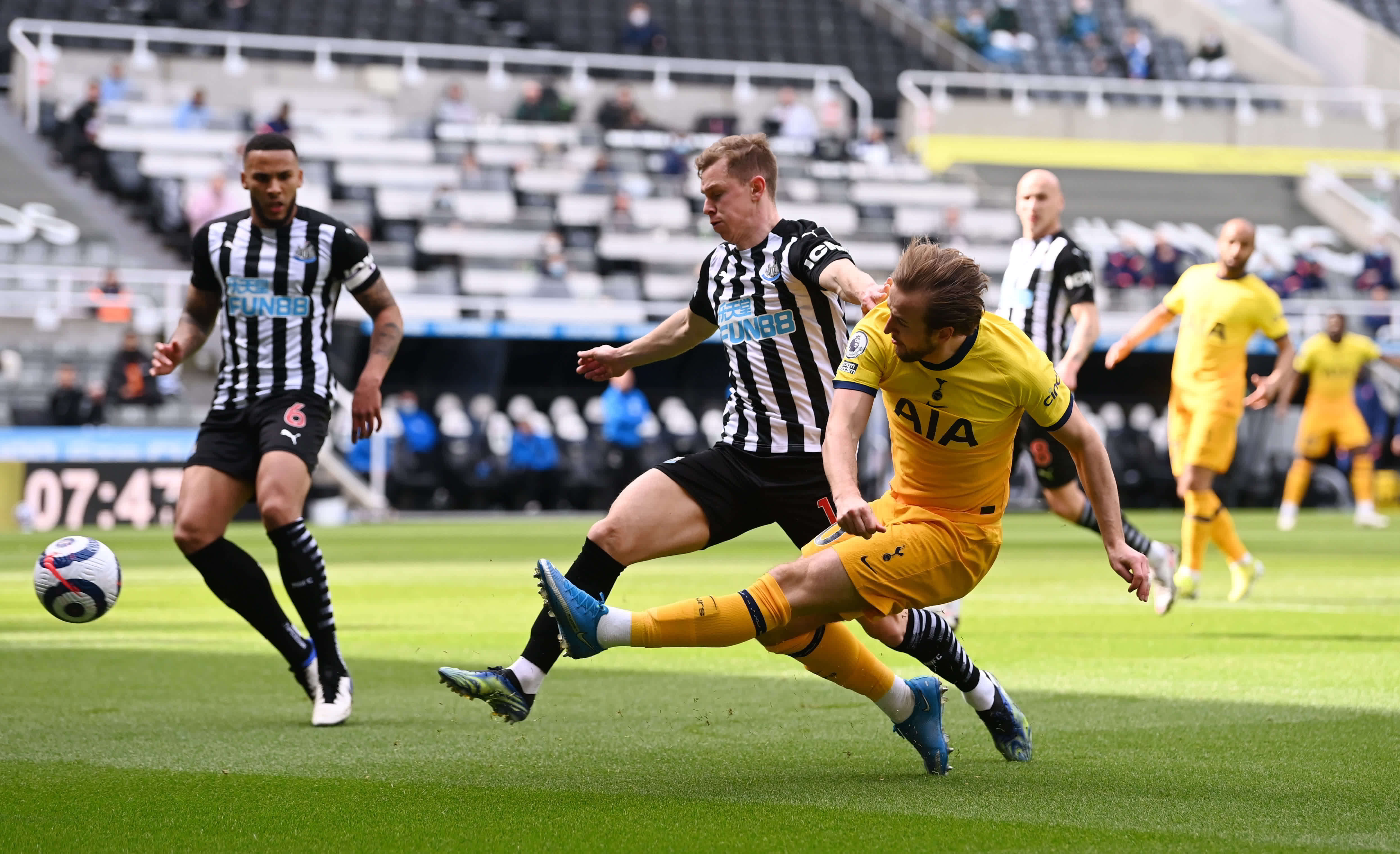 夫比赛中始 夫比赛中始