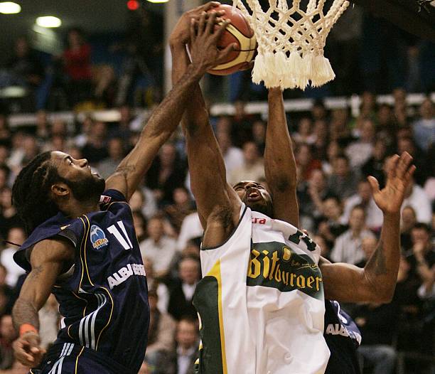 其中之一 其中之一