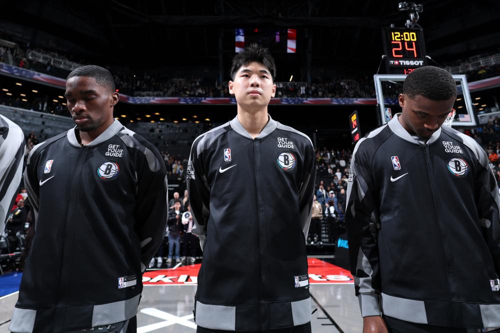 首届青少年 首届青少年