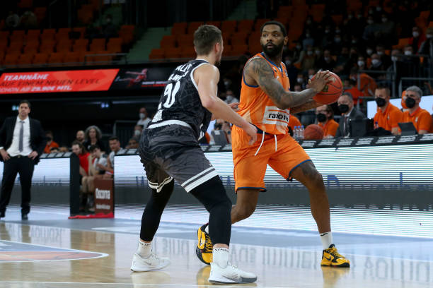 展现出色的 展现出色的