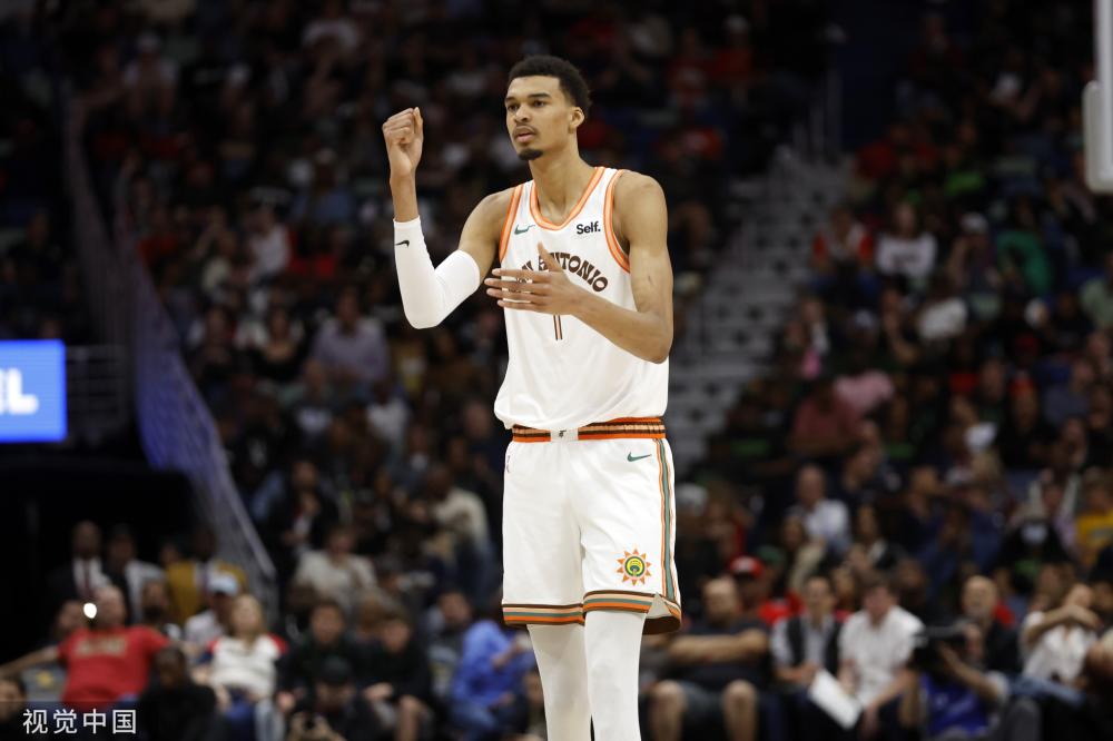 而球队则需 而球队则需