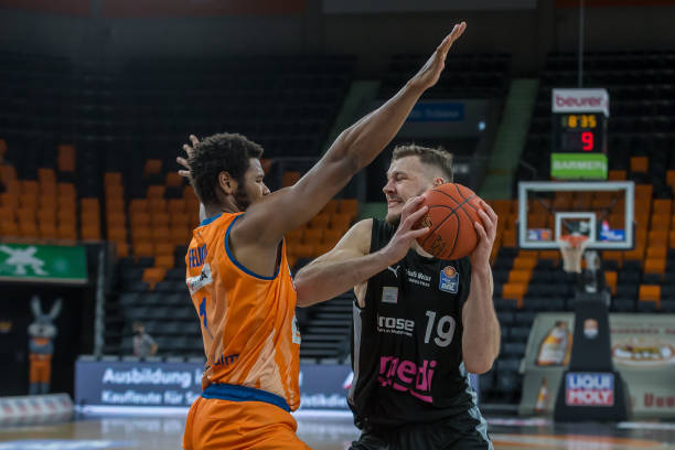 球队在上半 球队在上半