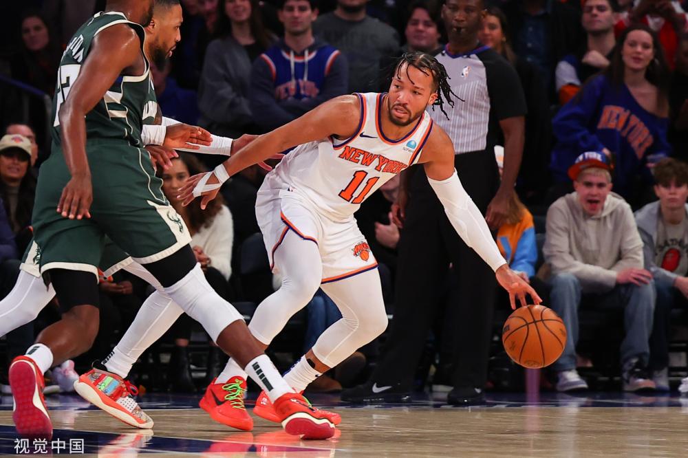 防守人近在 防守人近在