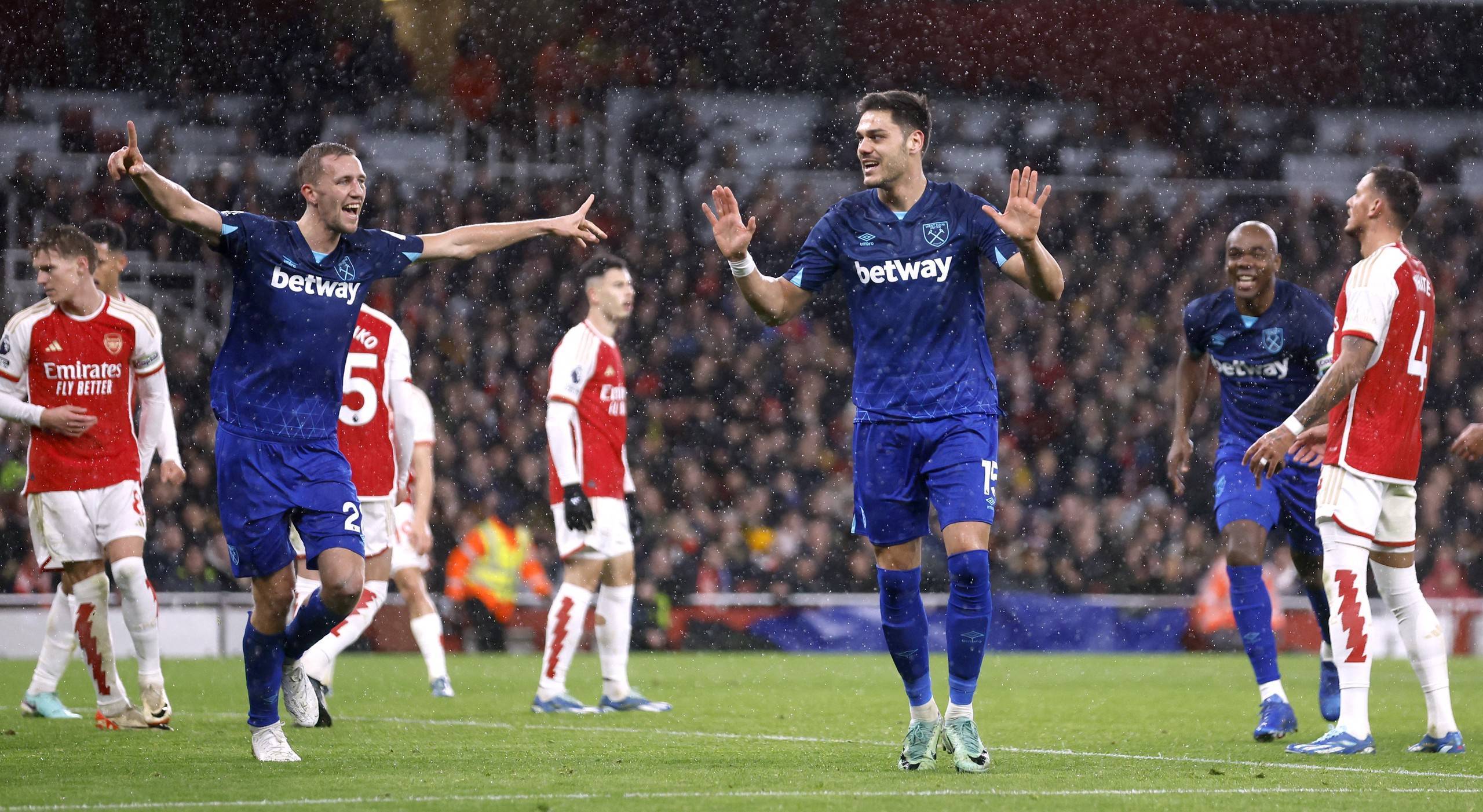 此消彼长之 此消彼长之